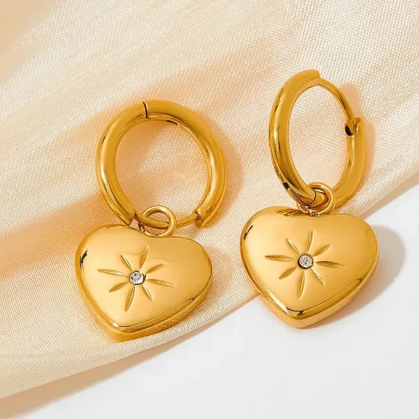 Gold_Star_Heart_Earrings_For_Women